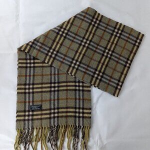 Burberry's Unisex Scarf 100% Wool – Classic Check – Used – Great Gift Idea